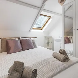 Holiday home Pip's By Staytor, Exeter